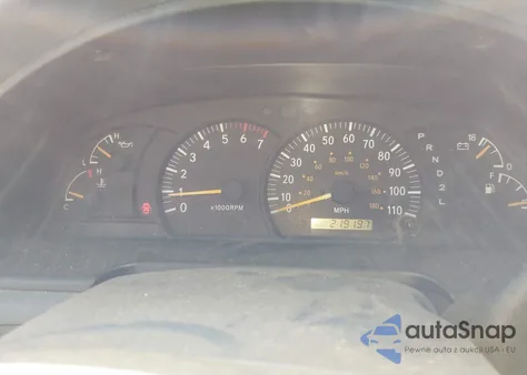 2000 Toyota Tundra Sr5 V8 z USA, uszkodzony, nr VIN 5TBRT3412YS003034